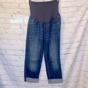 Old Navy Capri Cuffed Maternity Jeans Size 8 Regular